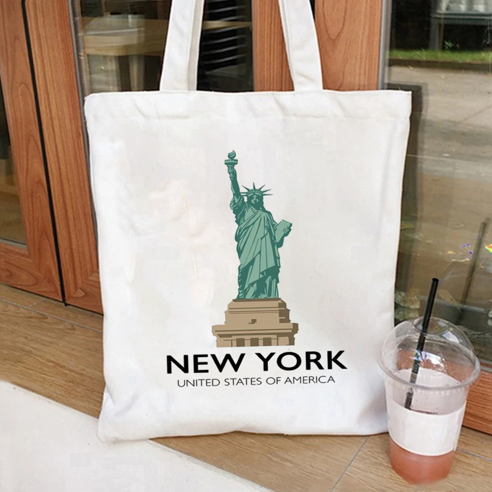 Vintage New York Statue Canvas - Travel Accessories Nyc recensione e prezzo