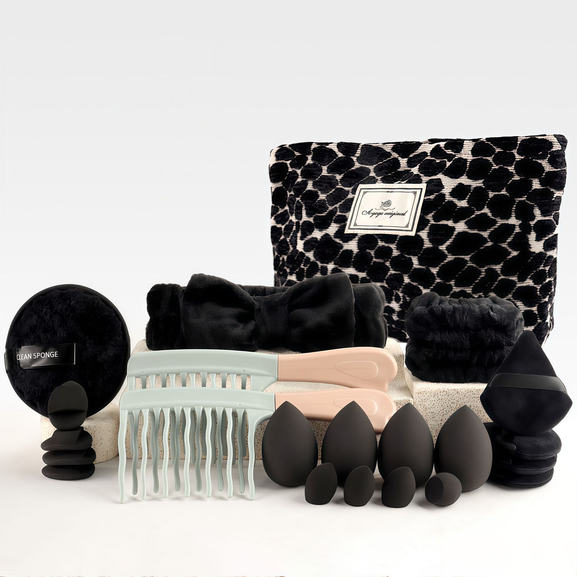 Makeup Brush Set Chic Fragranc - Travel Accessories Set recensione e prezzo