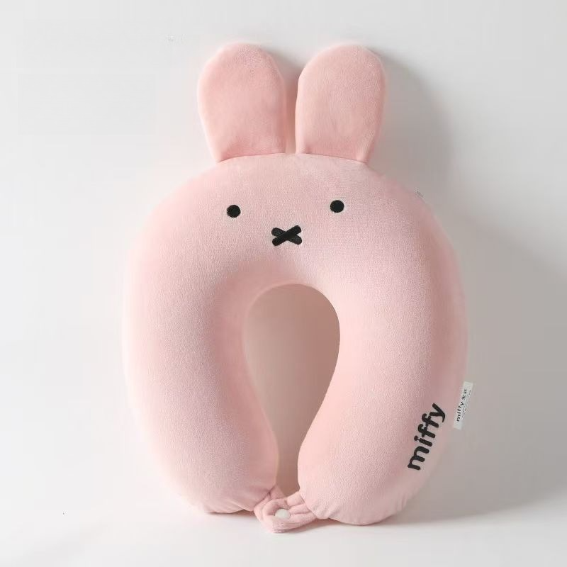 Miffy Super Cute U-shaped Pill - Travel Accessories Set recensione e prezzo