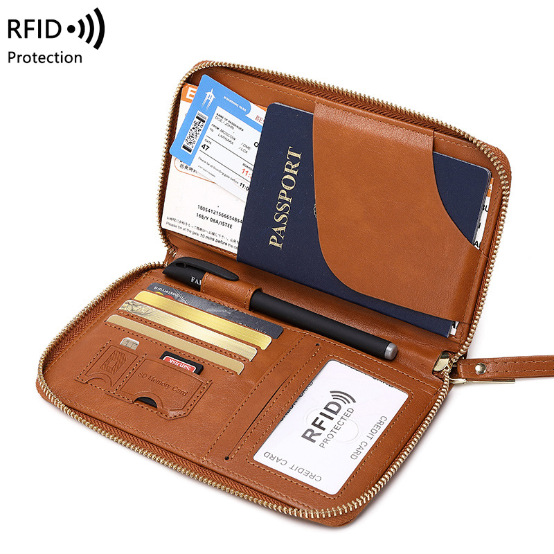 New Leather Passport Cover RFI - Travel Accessories Rfid recensione e prezzo