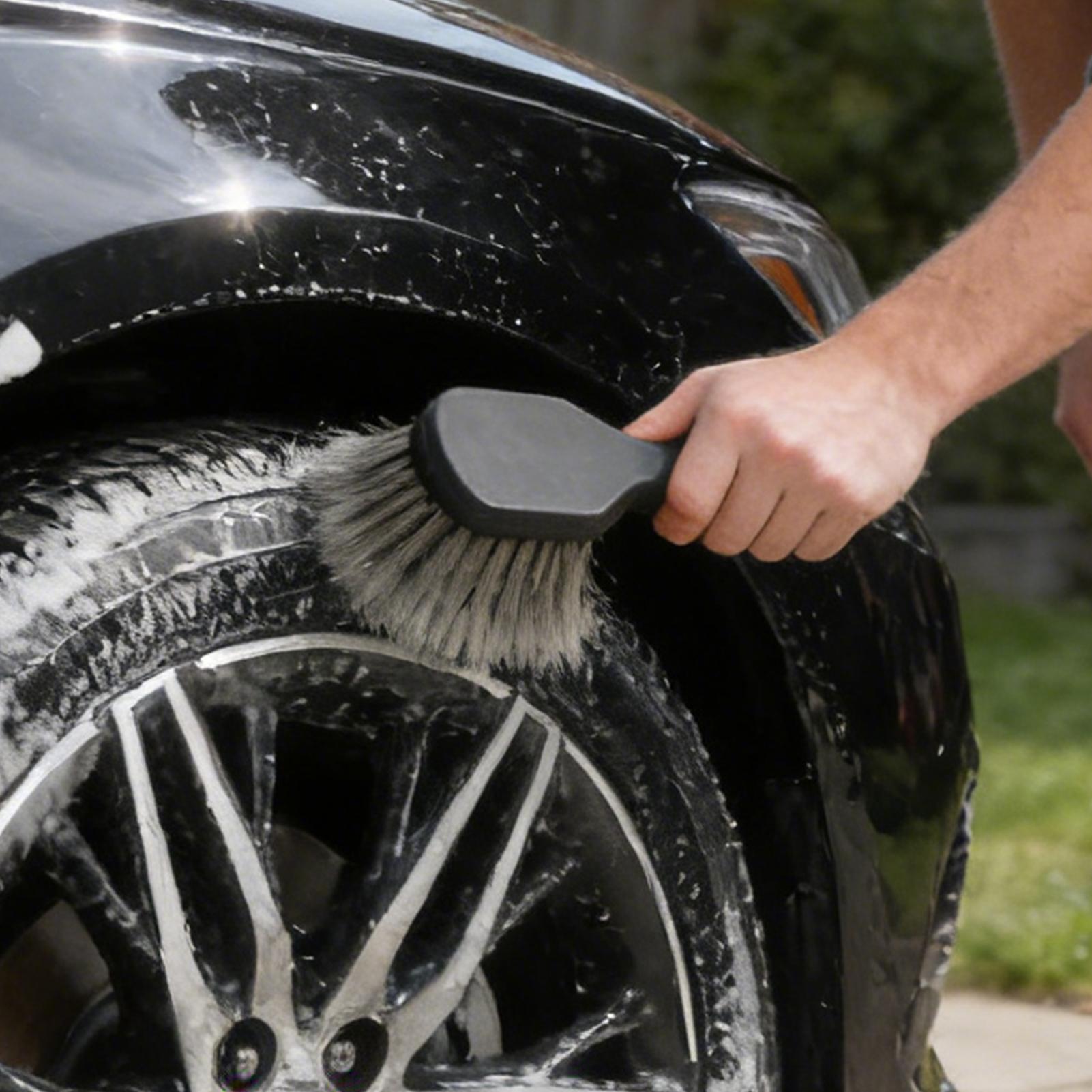 Car Wheel Brush Bendable Detai - Travel Van Accessories recensione e prezzo