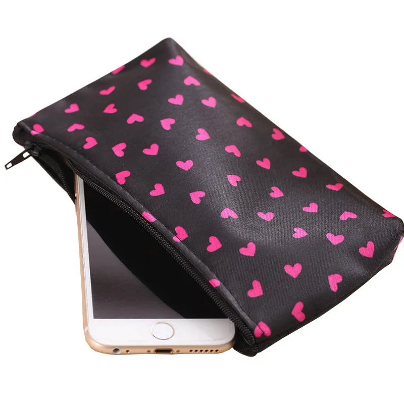 Heart Pattern Zipper Makeup Ba - Reusable Zip Bag recensione e prezzo